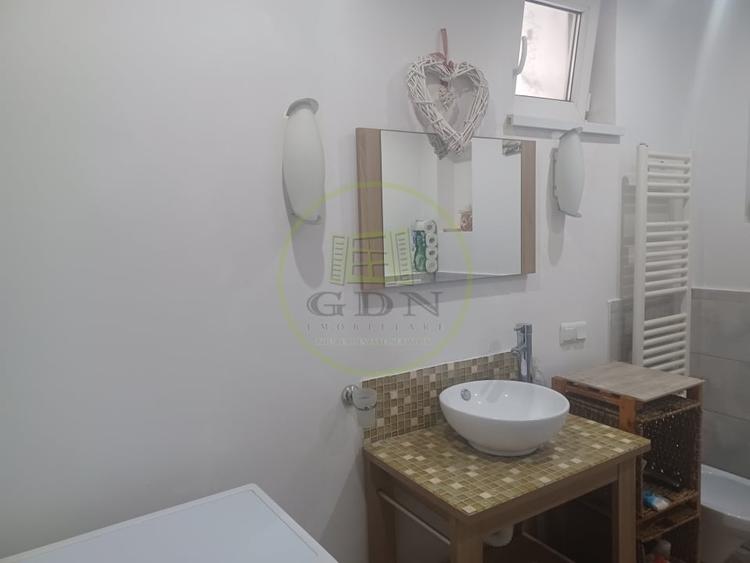 Apartament cu 2 camere decomandat, mobilat în Hărmanului