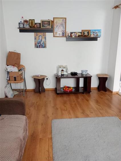 Apartament cu 2 camere semidecomandat în Viziru 1