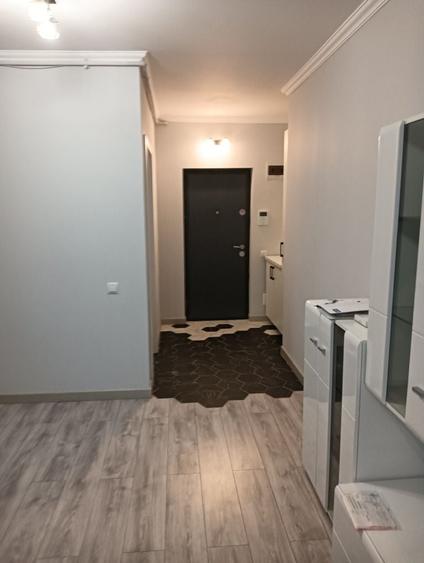 Apartament cu 2 camere semidecomandat în Florești
