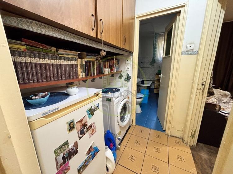 Apartament cu 2 camere semidecomandat, mobilat în Rovine