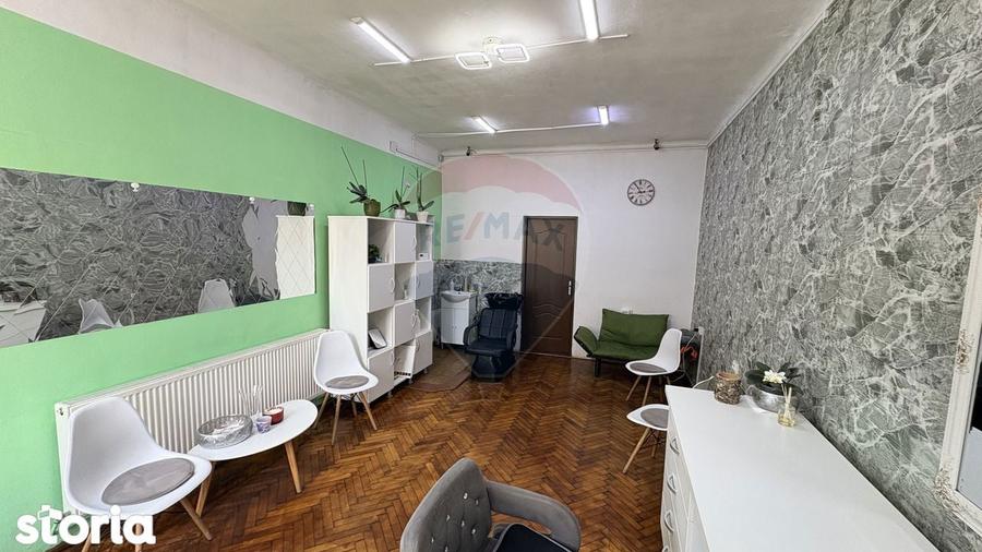 Spațiu comercial, de 141 mp, în Central