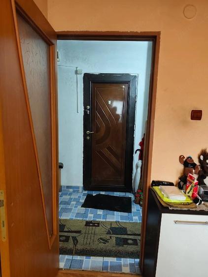 Apartament cu 2 camere decomandat în Puchenii-Moșneni