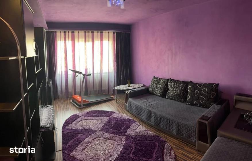 Apartament cu 3 camere în Tudor Vladimirescu