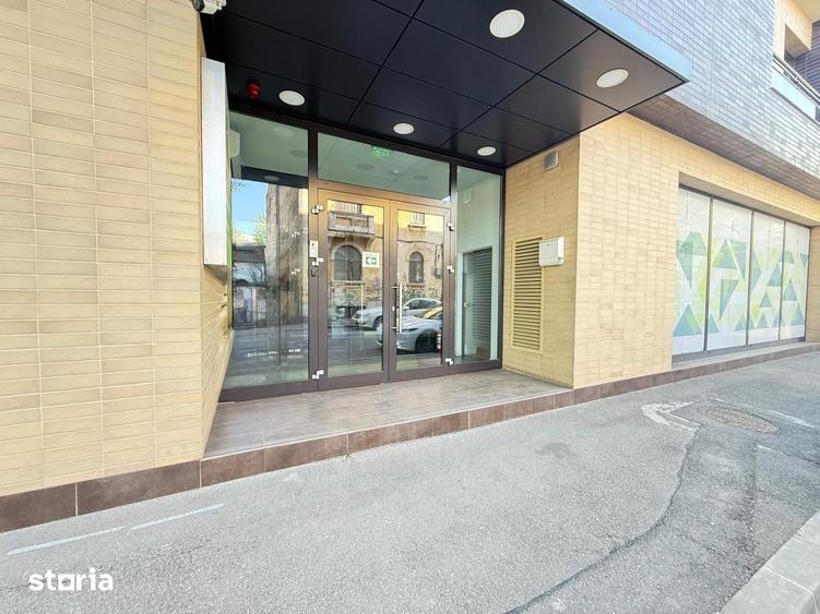 Spațiu comercial, de 2,472 mp, în Grădina Icoanei