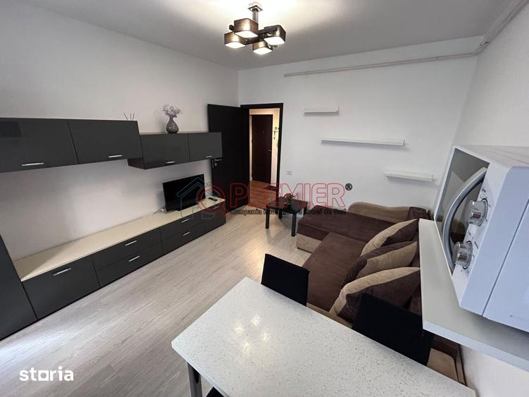 Apartament cu 2 camere în Apărătorii Patriei