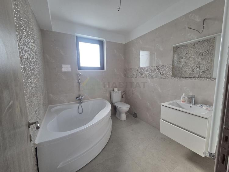 Casă individuală cu 5 camere cu Canalizare în Tunari