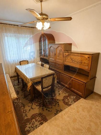 Apartament cu 4 camere decomandat, mobilat în Rahova