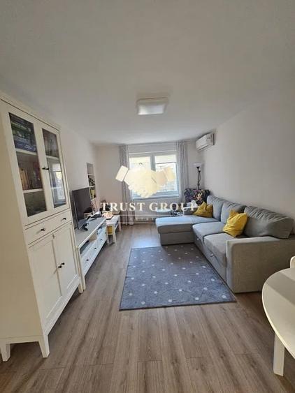Apartament cu 3 camere decomandat în Drumul Taberei