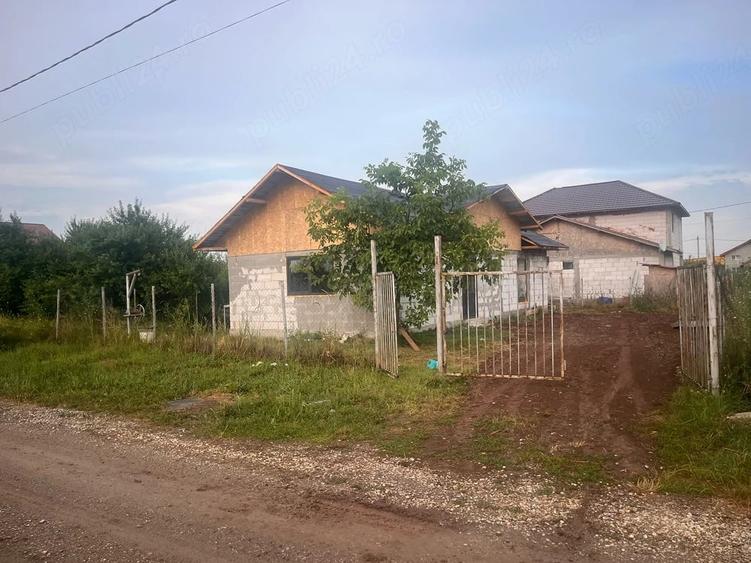 De vanzare Casa accept si variate auto - 3