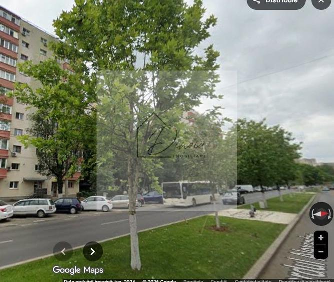 Apartament cu 3 camere semidecomandat în Alexandru Obregia