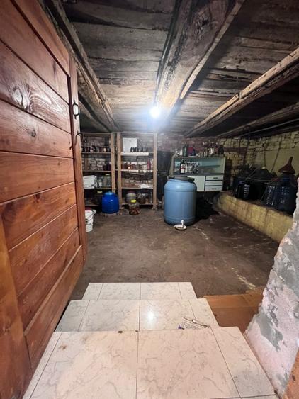 Casă individuală cu 4 camere cu Canalizare în Exterior Vest