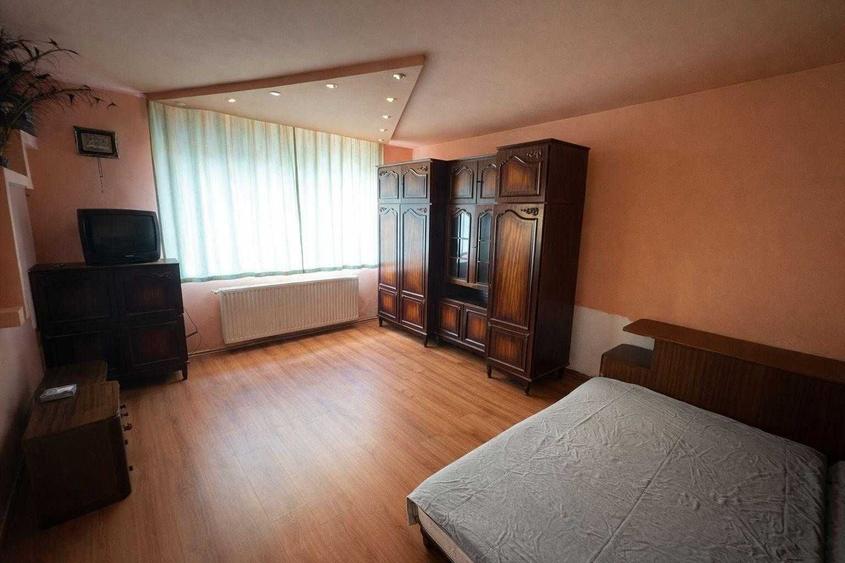 Casă cu 3 camere în Central