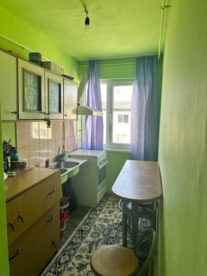 Apartament de vanzare cu 2 camere baie bucatarie si balcon - 2