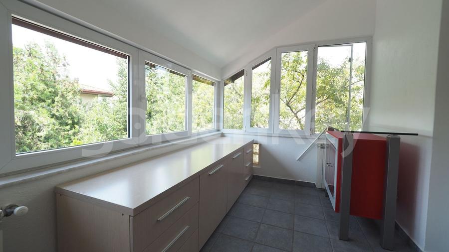 Vilă cu 7 camere si piscina exclusiva langa British School - 17