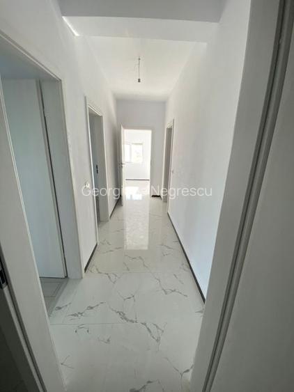 Giroc-Neptun | 3 Camere | Curte proprie | Decomandat | Lift | Disponibil imediat