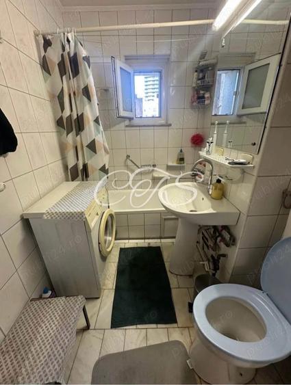 Apartament de vanzare 3 camere, decomandat, reabilitat complet. - 6