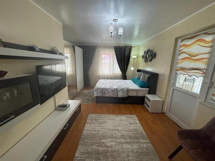 Garsoniera 45 mp (FACTURI INCLUSE), curte+ foisor, parcare - 7