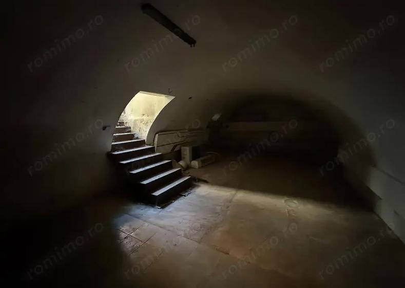 Demisol Pivnita Spatiu de depozitare - ULTRACENTRAL - 1