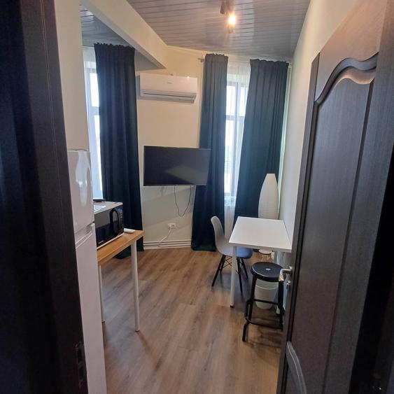 Central Apartamente 1 camera aproape de UMF si Cuza - 9