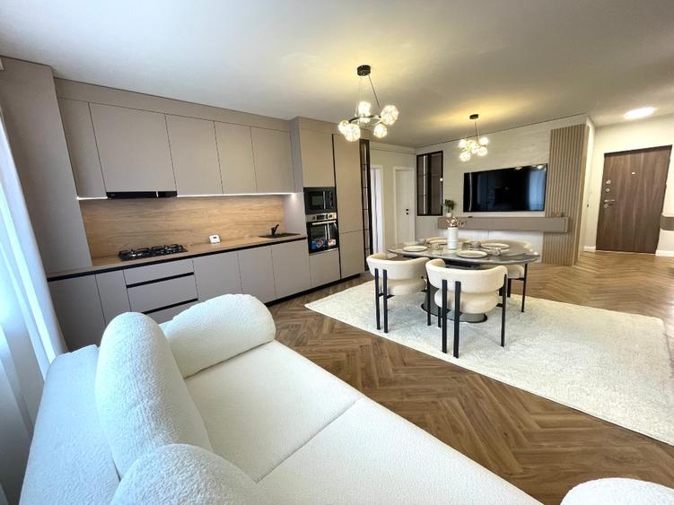 PF vând ap 3 camere Florești, două băi, bloc cu lift - 1