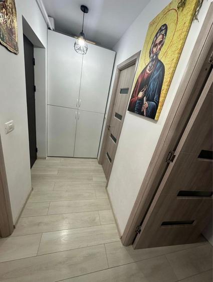 Apartament cu 2 camere decomandat în Pielești