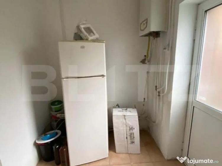 Spatiu comercial stradal/alimenta?ie publica, 80 mp, zona s - 3