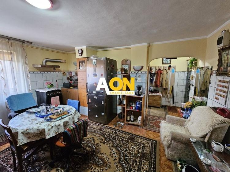 Apartament 3 camere, etaj 1, zona Piata Cetate - 7