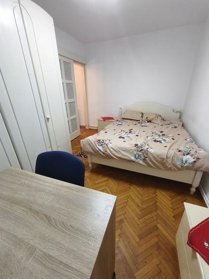 Apartament cu 3 dormitoare in zona UMFST ( 7 Noiembrie) - 2
