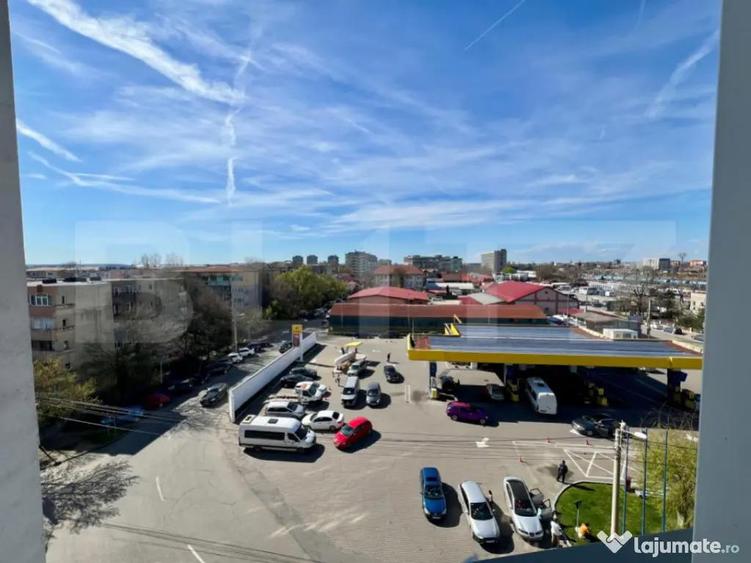 Garsoniera bloc nou, 55 mp, etajul 5, centrala proprie, zona - 5