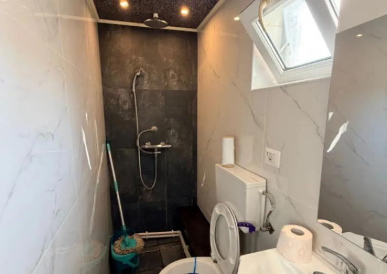 Oportunitate! Apartament 2 camere de vanzare, situat in zona - 1