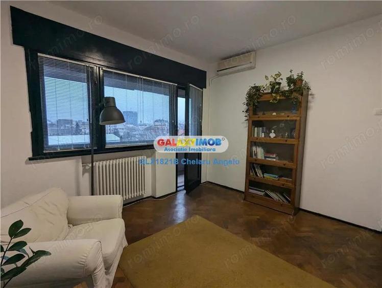 Apartament cu 4 camere decomandat în Armeneasca