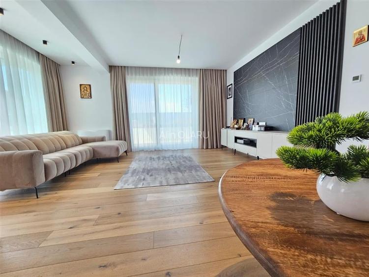 Apartament spatios cu terasa generoasa la BSW