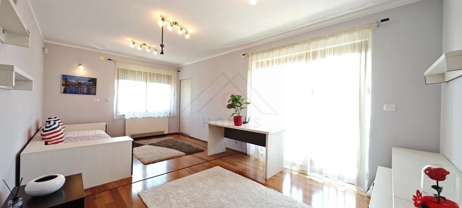 Casa mare. Posibil si clinica, camin batrani, invatamant, sediu firma. - 32