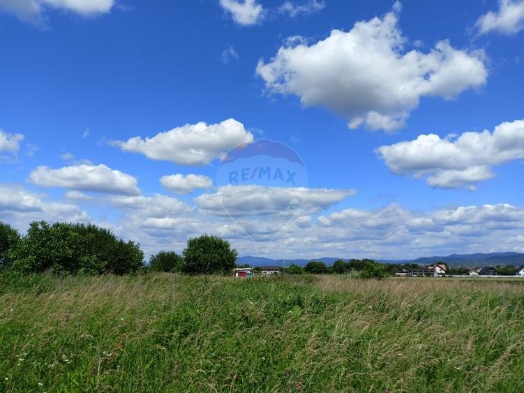 COMISION 0%! Teren 712mp Sacele / Strada Postavarului - 5