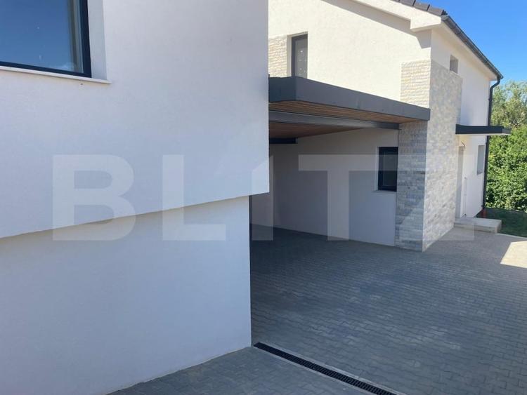 OPORTUNITATE! Casa cu 4 camere la intrare in Dezmir! - 7