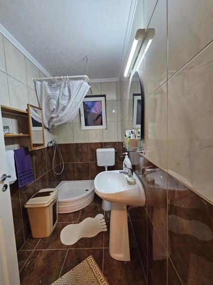 Vila  Oradea zona Iorga 420 mp ,teren 2000 ml - 17