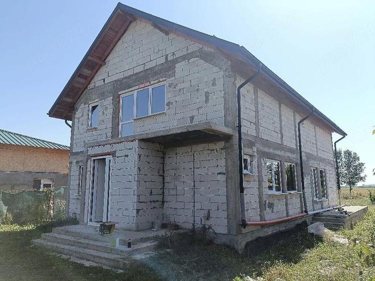 Casa Spa?ioasa (200 mp Utili) cu Teren de 1080 mp Coada Izvorului (Mane?ti), Prahova | La Asfalt, - 1
