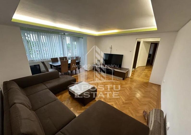 Apartament cu 4 camere, 2 bai, 2 balcoane,decomandat,Spit... Apartament cu 4 camere, 2 bai, 2 balcoane,decomandat,Spit...