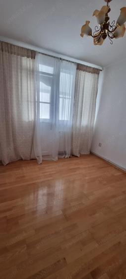 Apartament de vanzare - 7