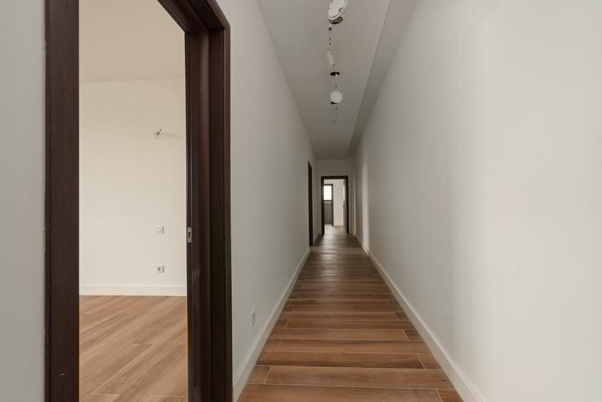 Lux pe Șoseaua Nordului: 250 mp + parcare subterana - 15