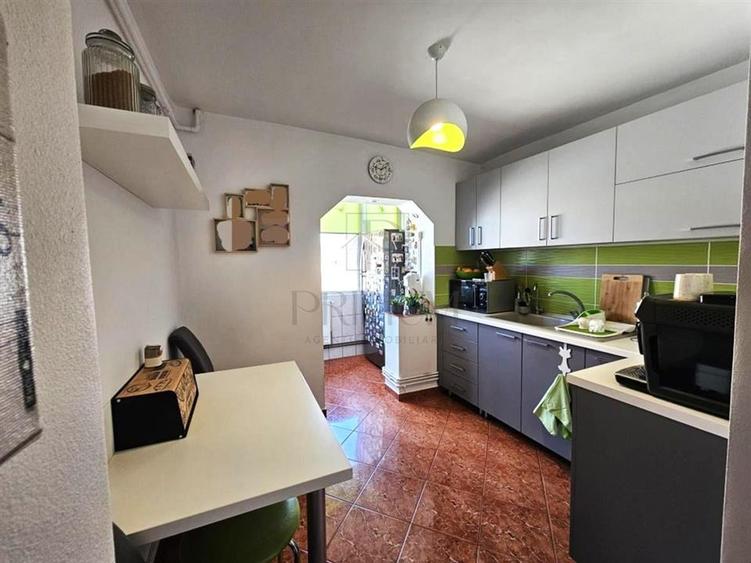 SOARELUI - 3 CAMERE - 2 BAI - DECOMANDAT - CENTRALA PROPRIE - CLIMA - 2