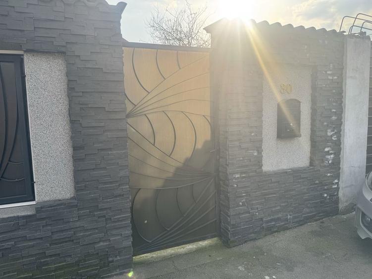 Casa de vanzare OPORTUNITATE - 1