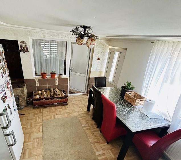 VAND PROPRIETATE GENEROASA tip duplex, 1680 teren total. - 2