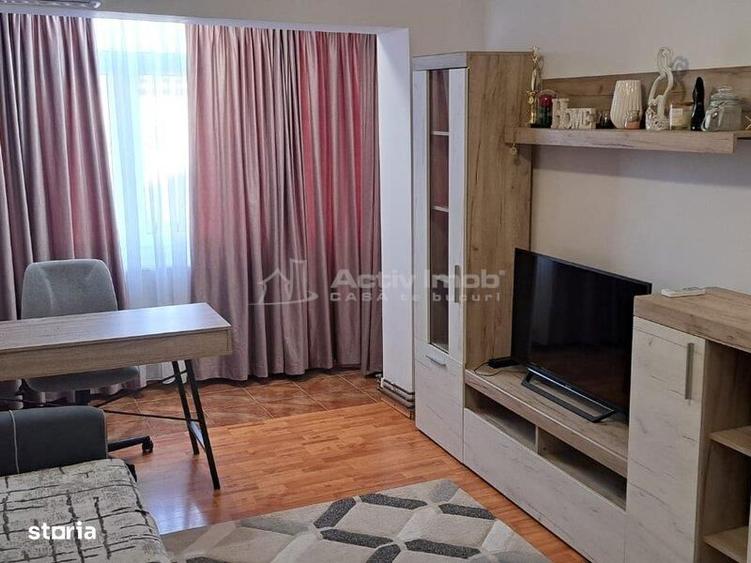 Apartament 2 camere de inchiriat piata 1 Mai - 5