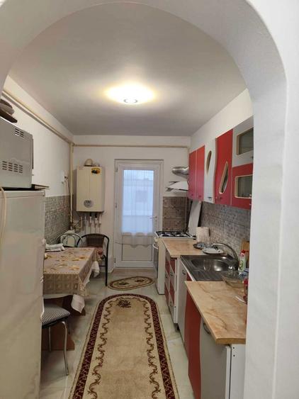 Vand Apartament 4 camere, decomandat, 81 mp utili, renovat - 2