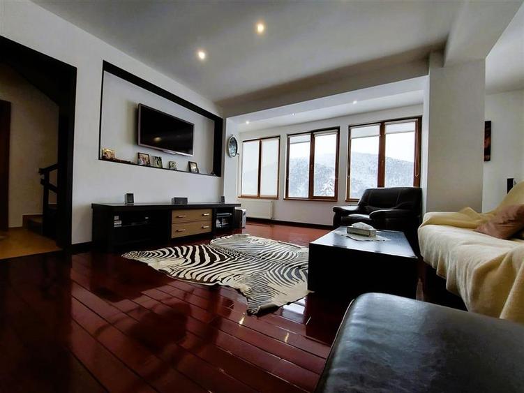 Resedinta Exclusivista Sinaia, Central - 6