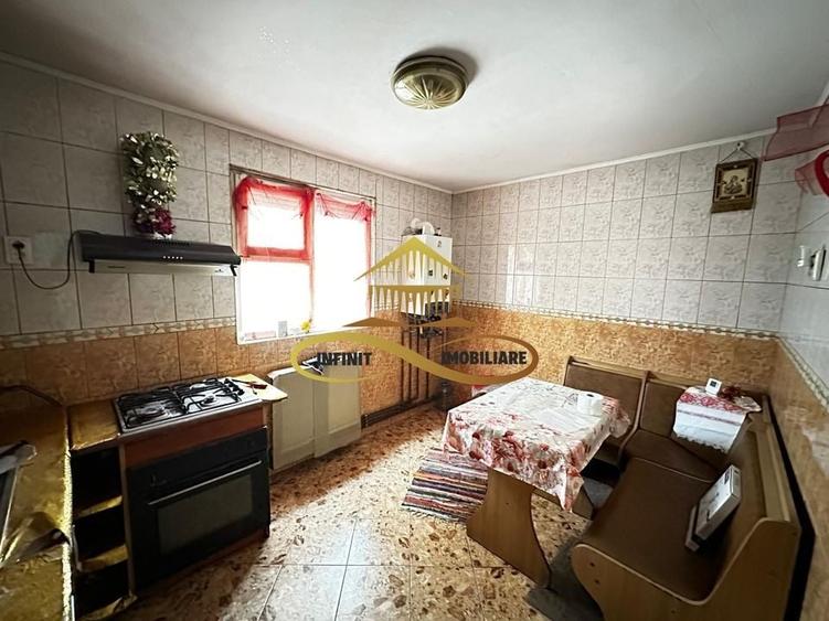 Casă individuală P+M &icirc;n cartierul CFR Bacău 500 mp teren - 20