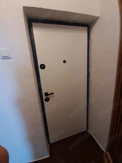 De vanzare garsoniera zona Far - 1 Mai vechi - 2