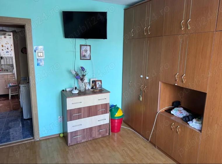 Vand 3 camere zona Calea Bucuresti - 4