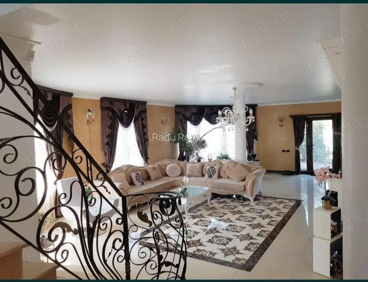 Vila in sendreni cu vedere spre Siret Vila in sendreni cu vedere spre Siret